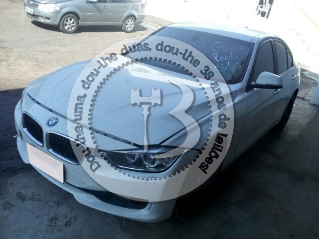 LOTE 003 BMW 320i FLEX 2014