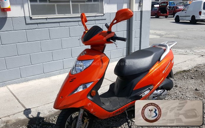 LOTE 004 SUZUKI BURGMAN I 2019